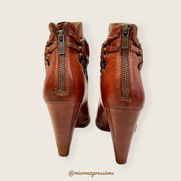 Frye Roxanne Ring Short Cognac Leather Moto Harness Belt Buckle Heeled Bootie - Picture 7 of 13
